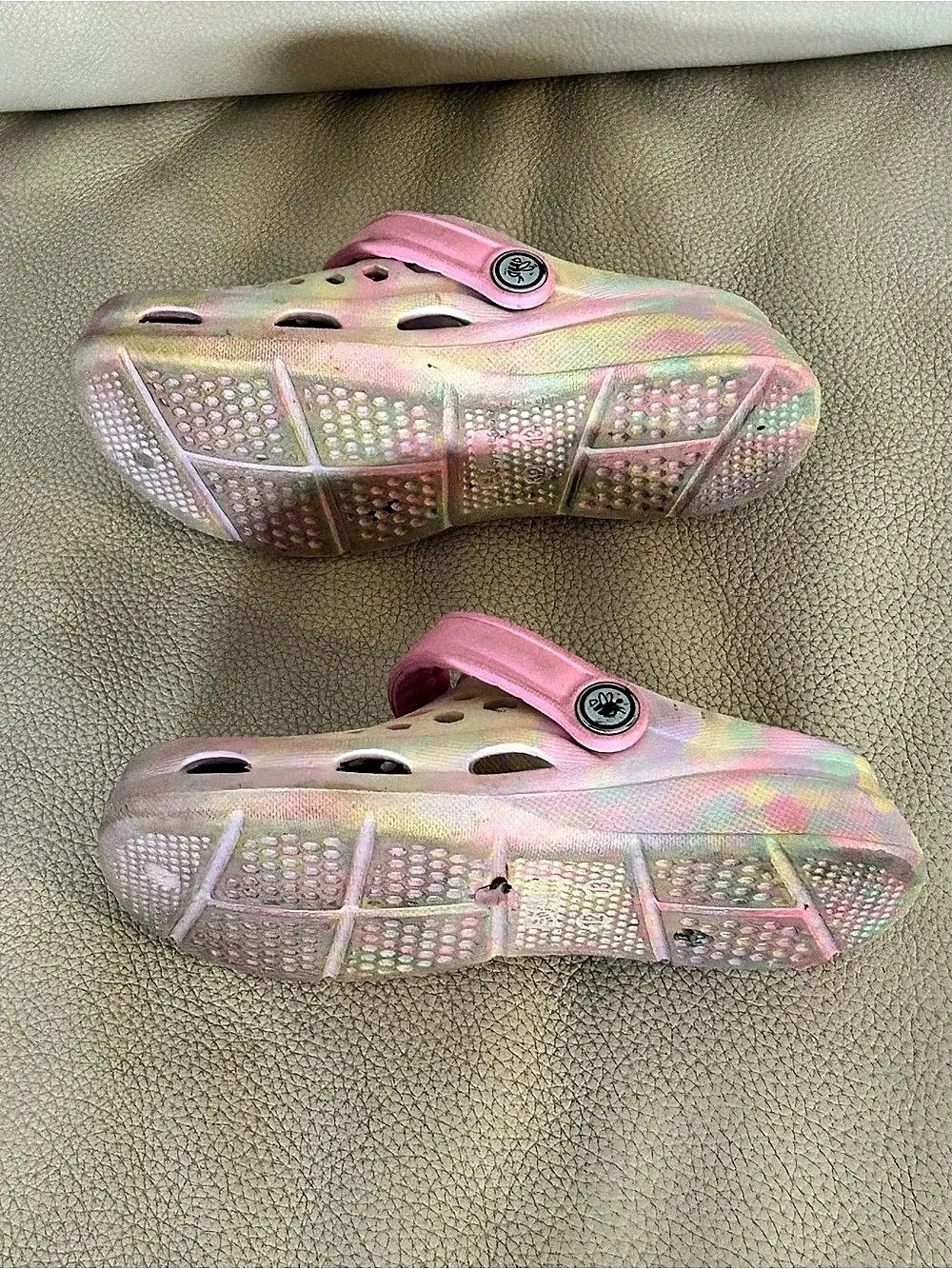 Girls Crocs Classic Clog Tie-Dye Pink, Size 12/13